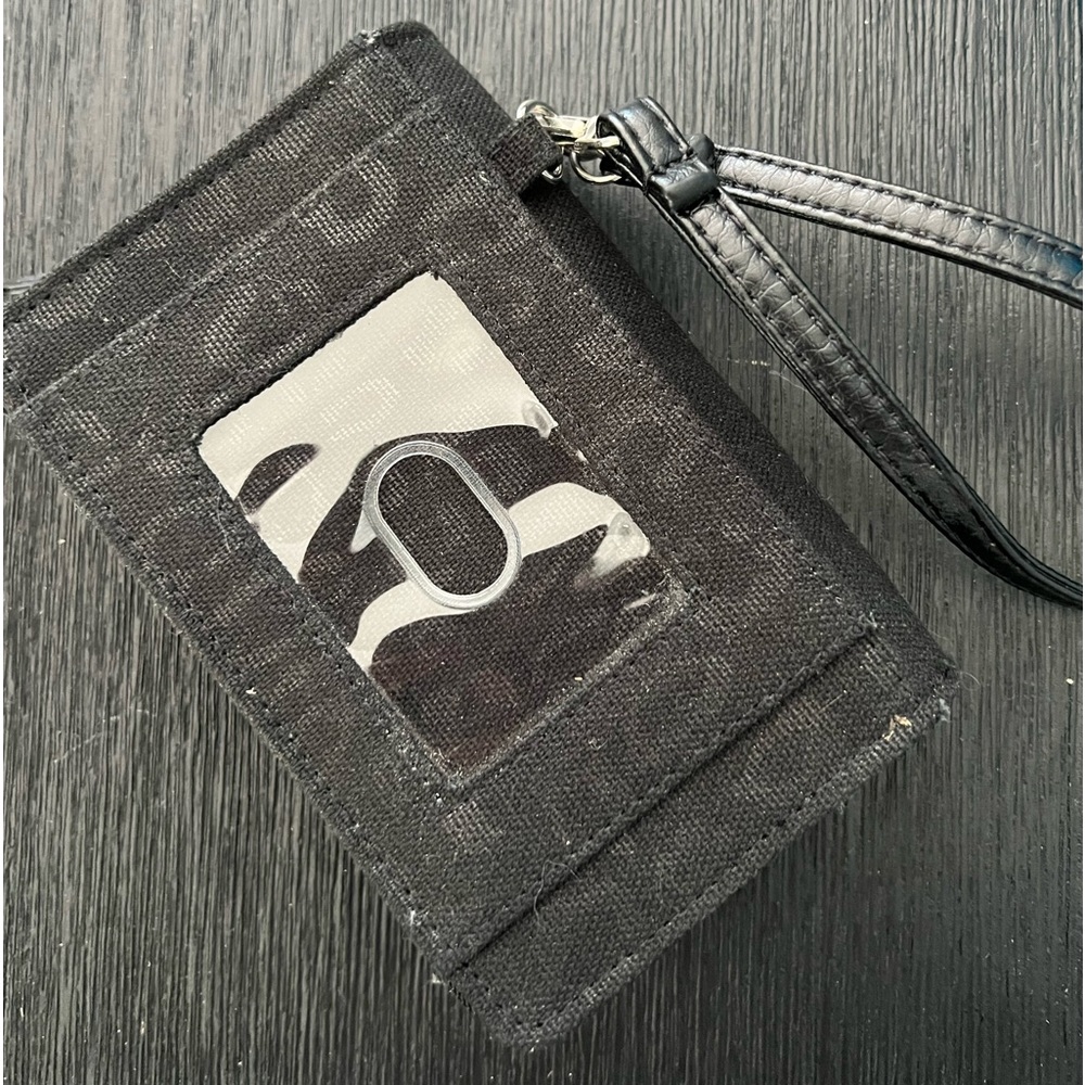 31 wristlet